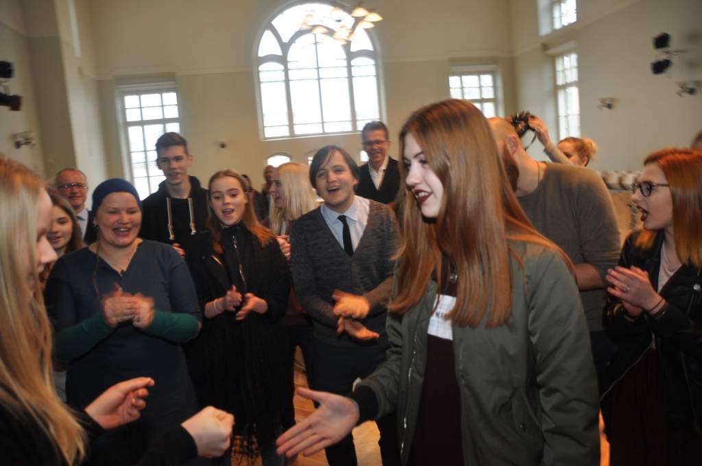 Rosina skolēnus izpausties radoši