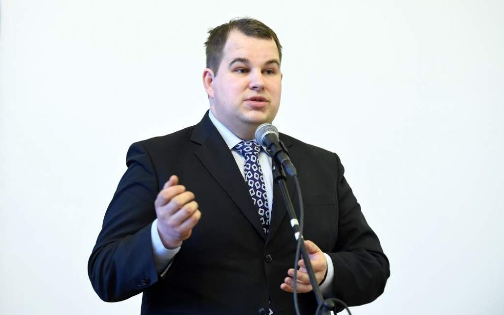 Minimālā socnodokļa rēgs turpina klīst 