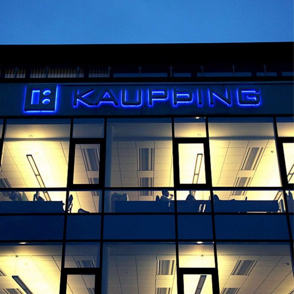 2008. finanšu krīze beigusies - Islande pieliek punktu kapitāla kontrolei