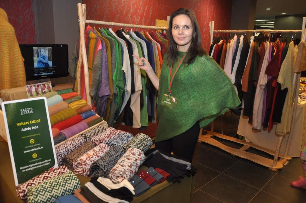 FOTO: Uzņēmēji pulcējas izstādē ''Ražots Liepājā''