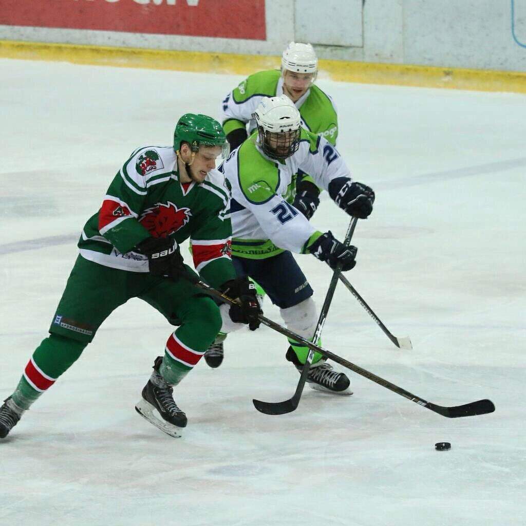 Begova divi vārti mača izskaņā palīdz "Mogo" hokejistiem panākt izšķirošo spēli Latvijas čempionāta pusfinālā pret "Liepāju"