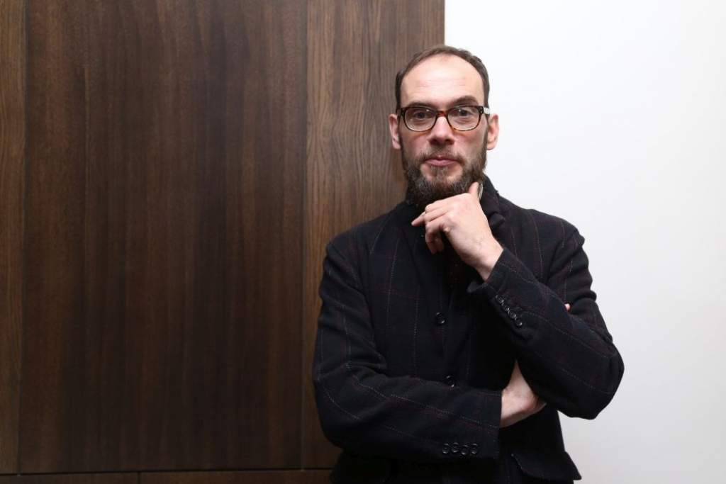 Kurators Kaspars Vanags: Ja gribi pelnīt, neinvestē mākslā 