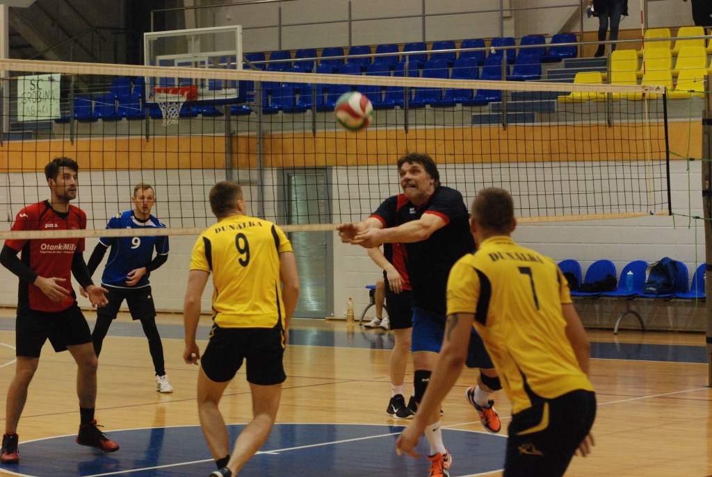 Edgars Stonis: "Sākumā bijām skeptiski, ka Nacionālās līgas čaļi nāks un pazemos lauku puikas"