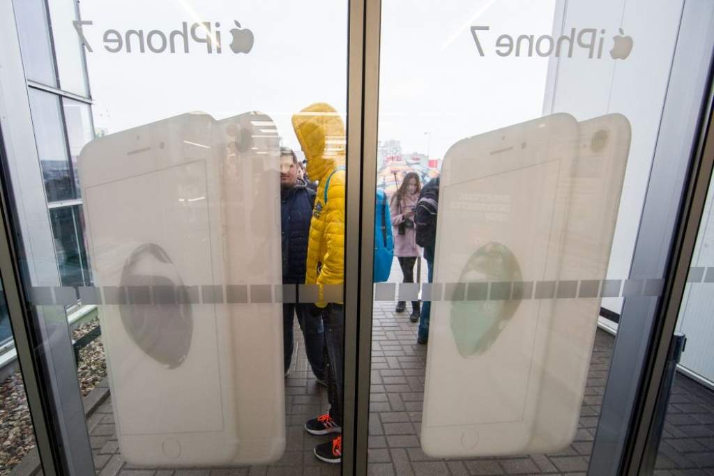 Apple akcijai kārtējais rekords