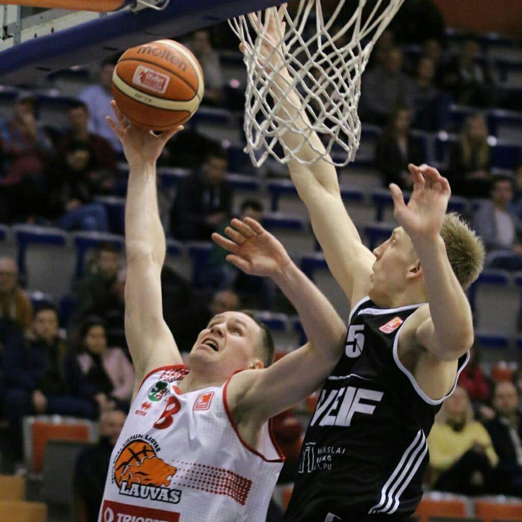 "Liepāja/Triobet" regulārās sezonas pēdējā spēlē zaudē "VEF Rīgai"