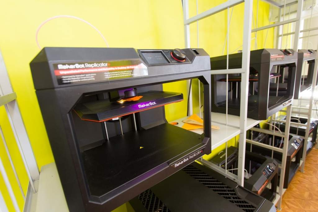 Liepājā atklāta lielākā 3D printēšanas klase Baltijā