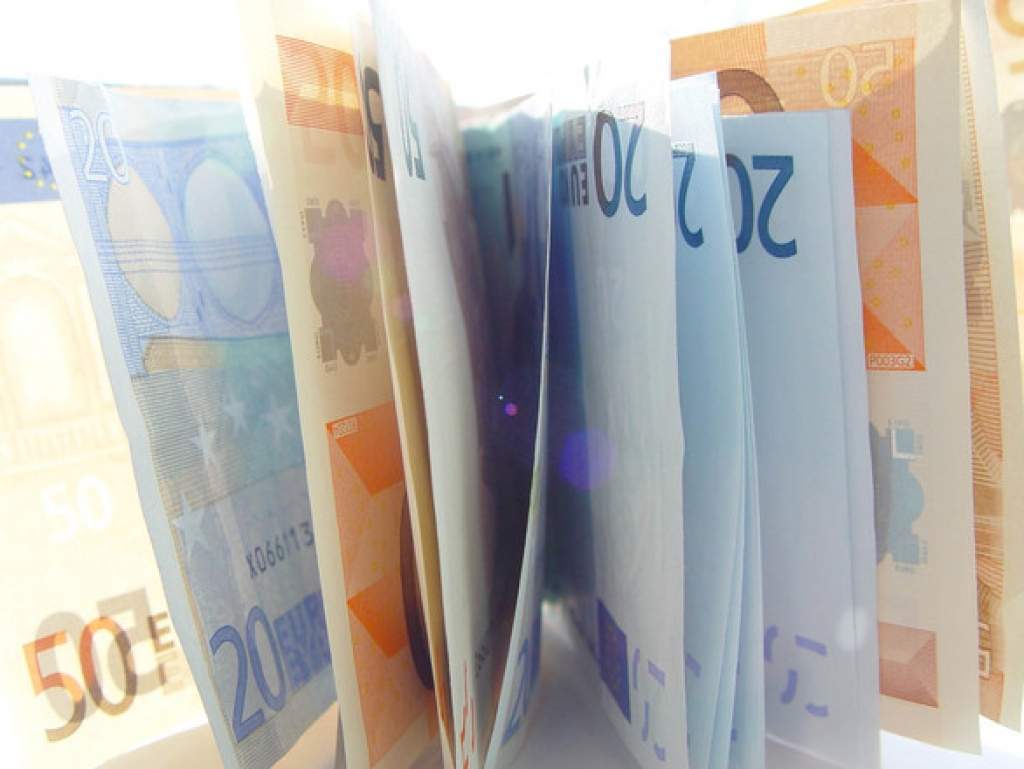 VID publiskos visus, kam nodokļu parādi pārsniedz 150 eiro