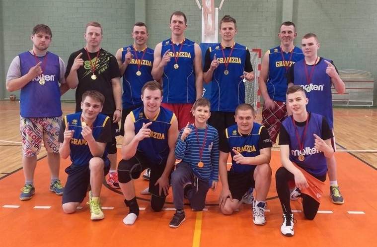 "Brieži" kļūst par Priekules novada čempioniem basketbolā