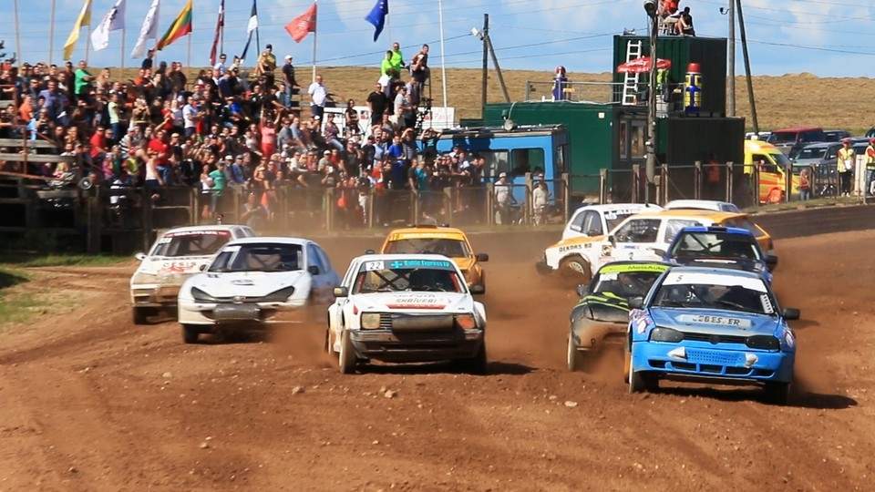 Svētdien Smiltenē startē Latvijas autokrosa čempionāts