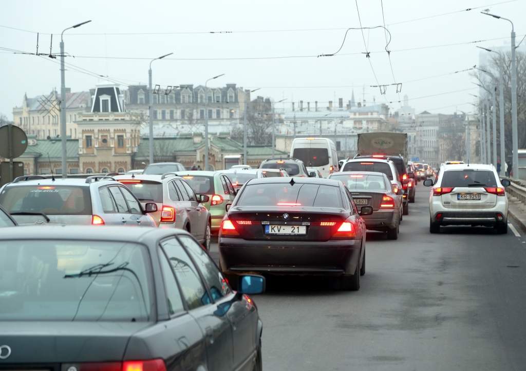 No 37 uz 81 eiro – tik strauji šogad augušas OCTA cenas