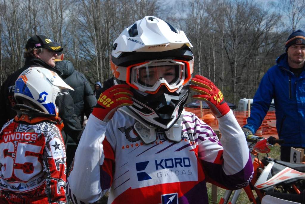 "Motokurzemes" sportists Roberts Lūsis uzvar Aizputē