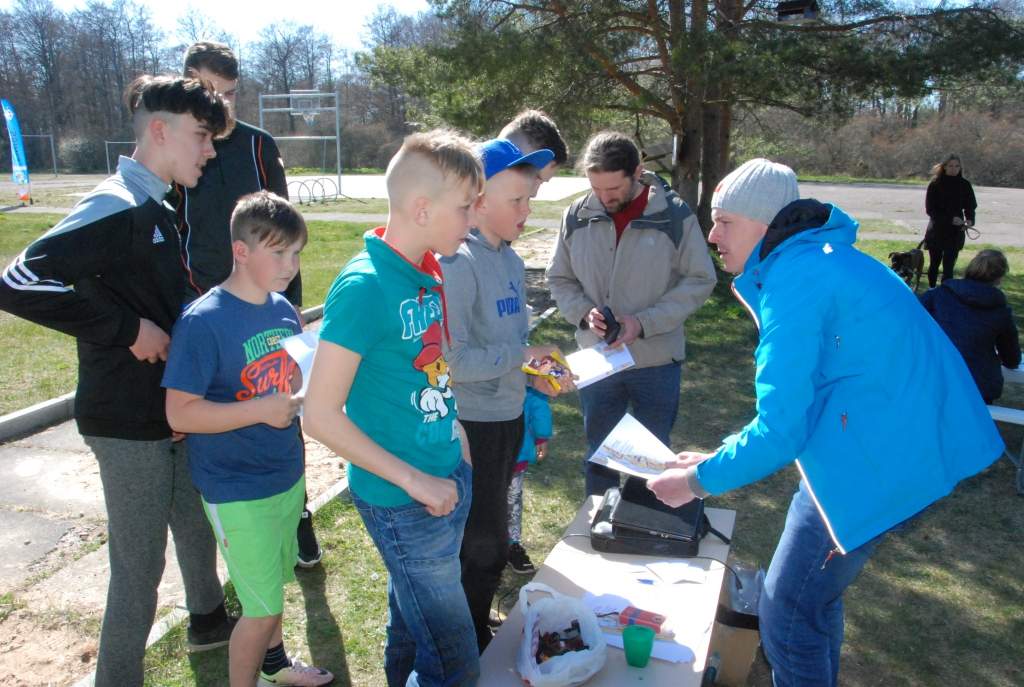 FOTO: Liepājas starpnovadu čempionātā orientējās Liepājā