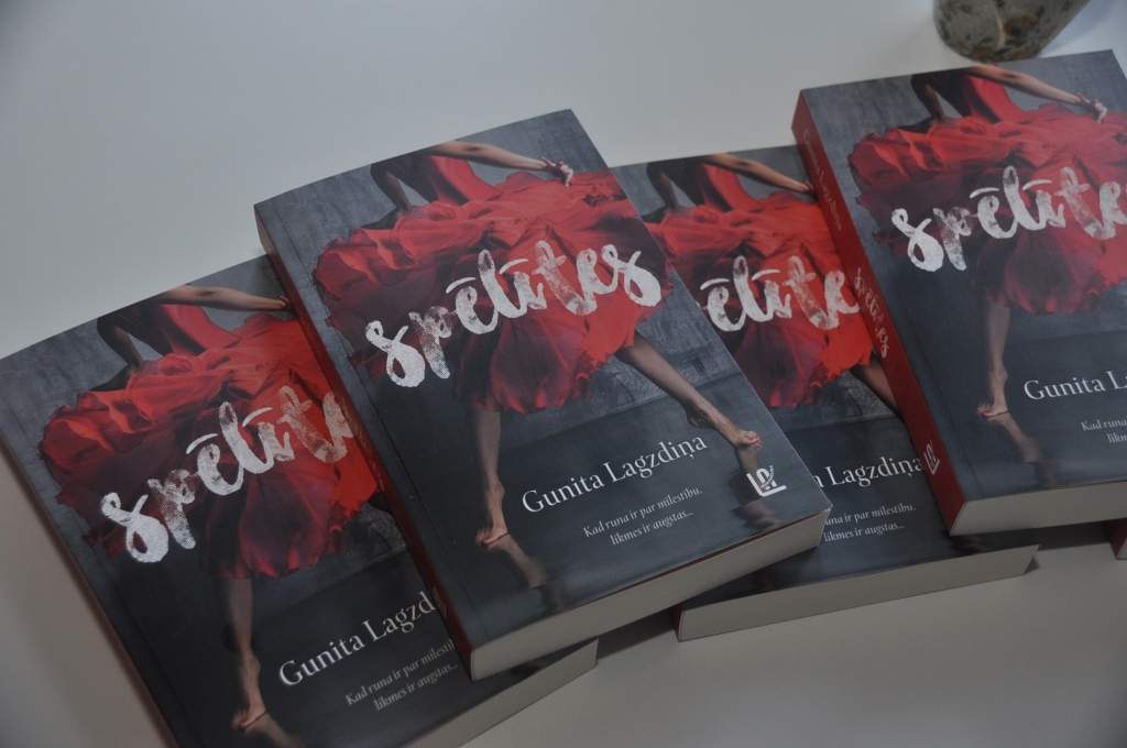 FOTO: Gunitas Lagzdiņas grāmatas ''Spēlītes'' atvēršanas svētki