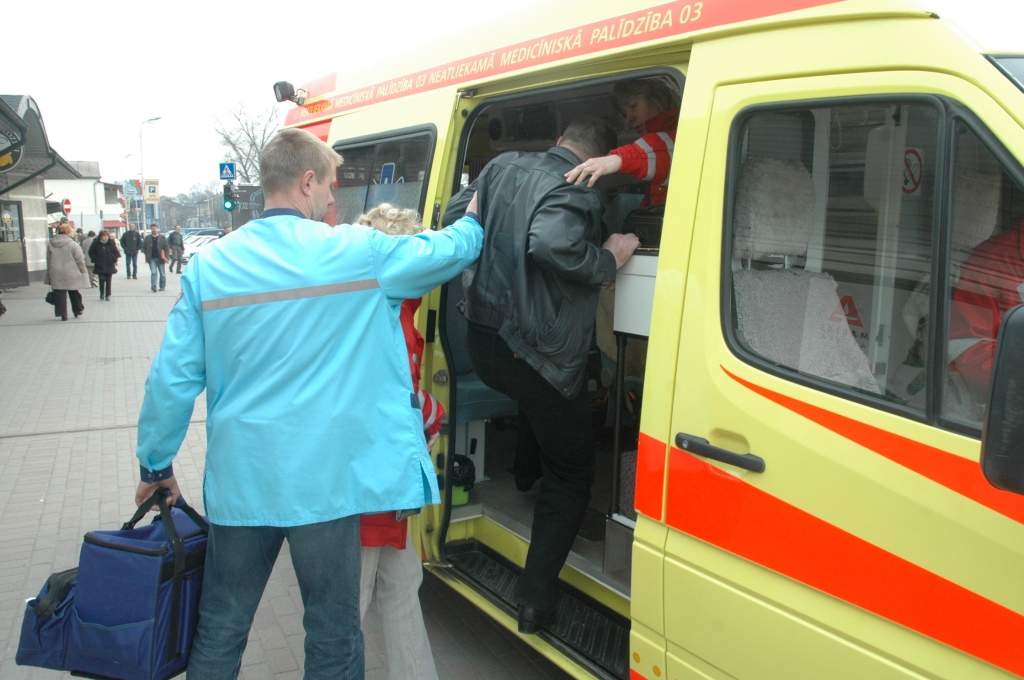 Kā saņemt medicīnisko palīdzību Līgo brīvdienās?