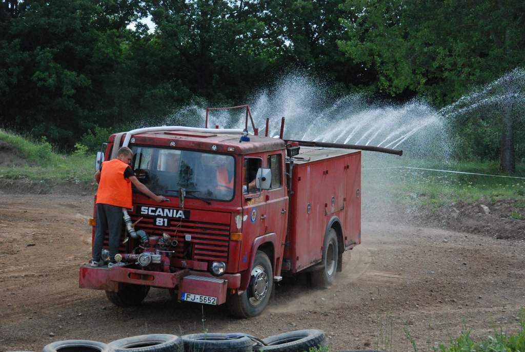FOTO: Autokrosisti noskaidro labākos treniņsacensību "Žemaitija-Kurzeme 2017" otrajā posmā