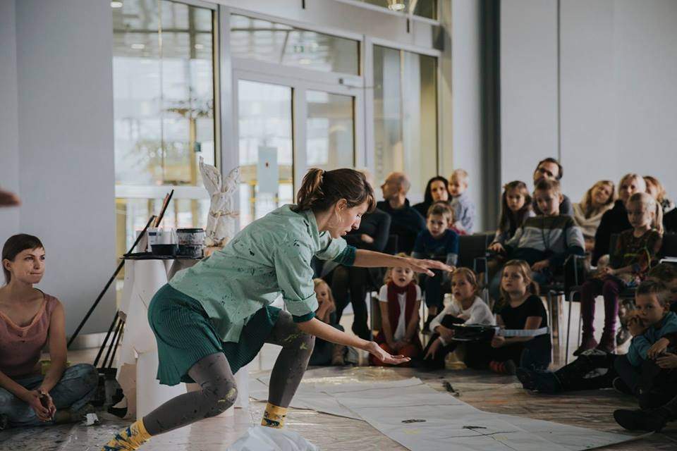 Bērnus aicina uz radošajām darbnīcām un izrādi koncertzālē ''Lielais dzintars''