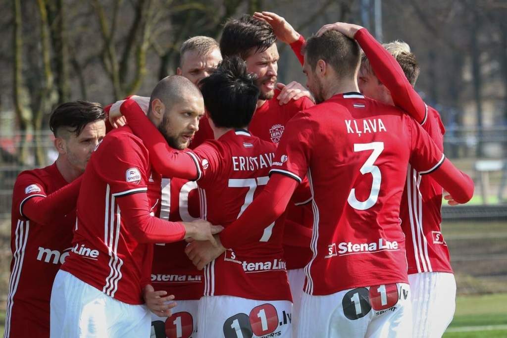 "Liepāja"/"Mogo" futbolisti otrajā puslaikā nokārto uzvaru pār "Riga" komandu