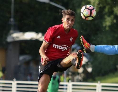 Karlsona divi gūtie vārti nodrošina "Liepāja"/"Mogo" uzvar virslīgas mačā pār "Jelgavas" futbolistiem