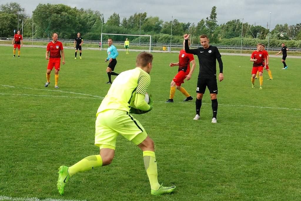 FOTO: "Grobiņas SC" pārliecinoši uzvar "Smilteni/BJSS"