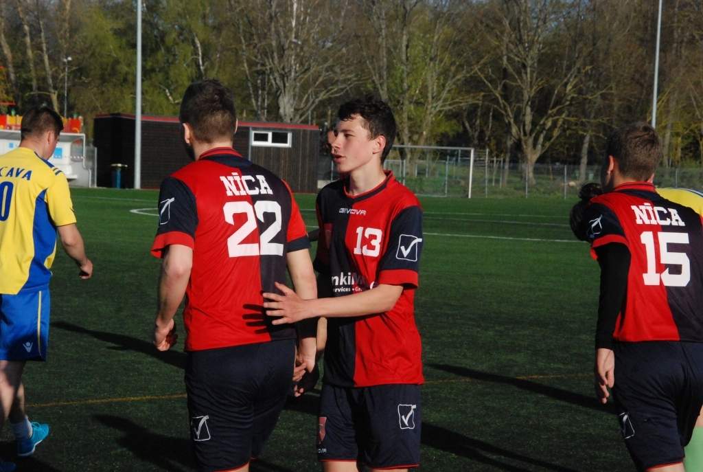 "Nīcas" futbola komanda aicina pievienoties jaunus dalībniekus