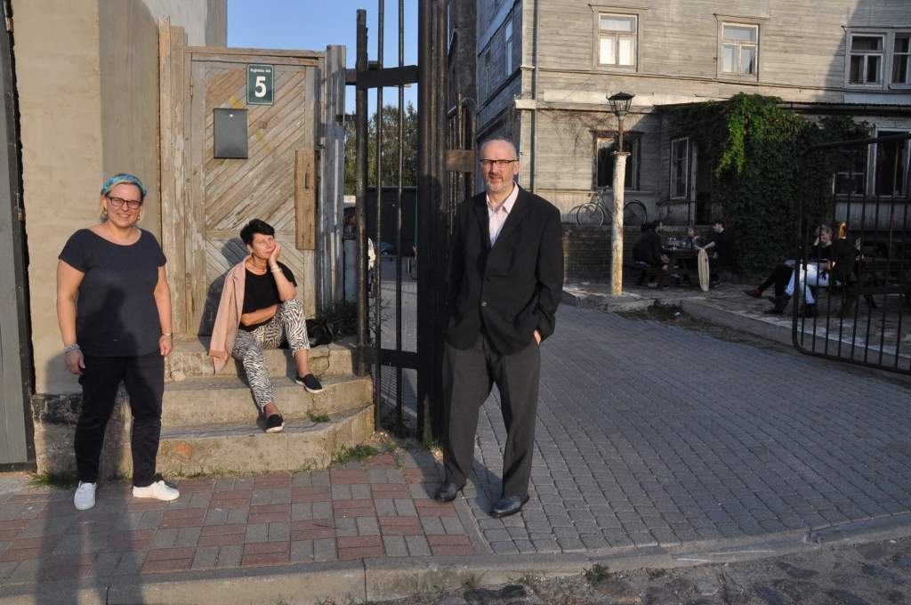 FOTO: Ar stāstu vakaru atgriežas iemīļotie ''Kursas Putni''