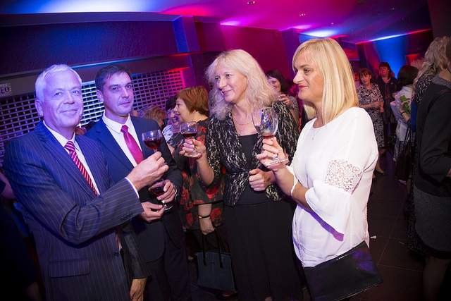 FOTO: Svin Skolotāju dienu un pasniedz Kvalitātes balvas izglītībā