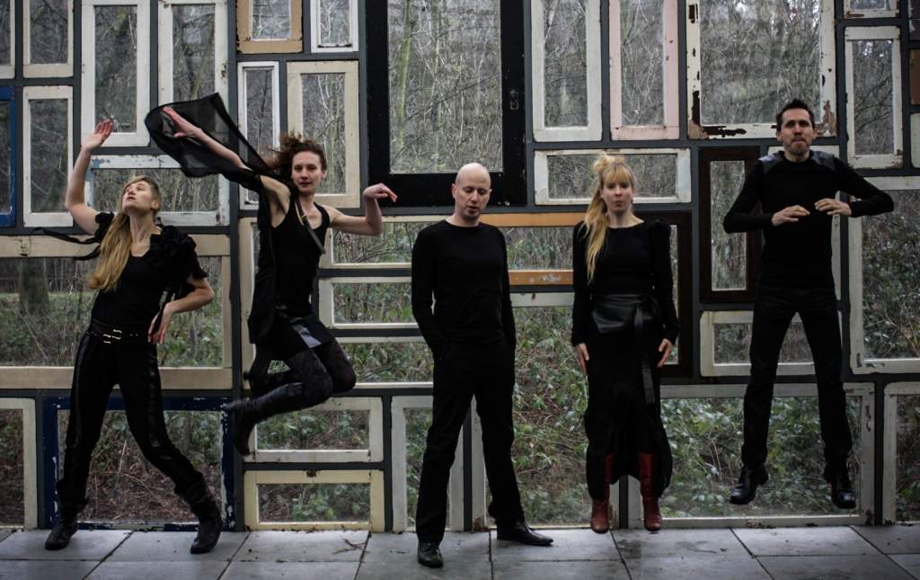 ''Iededz gaismu'' priecēs ar franču, beļģu un latviešu mākslinieku uzstāšanos