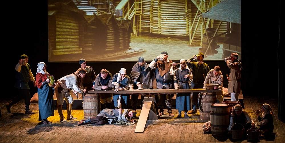 Liepājas Tautas teātris aicina uz pirmizrādi izrādei ''Kuršu vikingi''