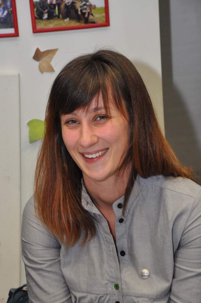 FOTO: Liepājas jaunieši gatavojas lielkoncerta rīkošanai