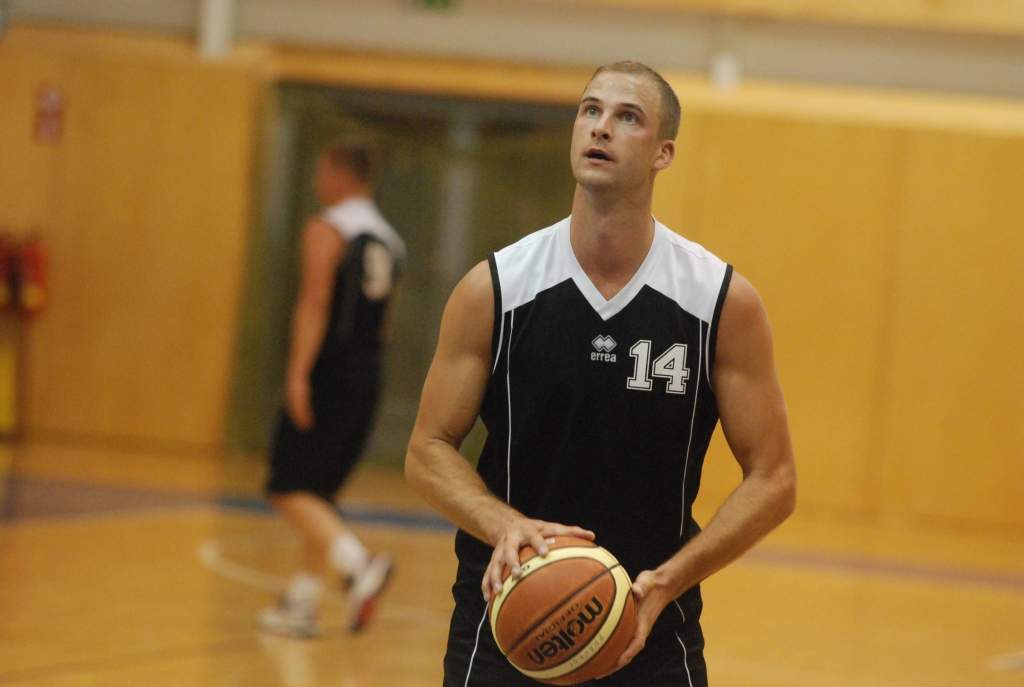 Grobiņas novada meistarsacīkstes basketbolā