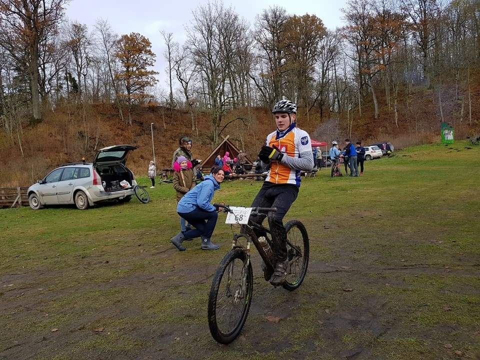 FOTO: Embūtes velobrauciens "Joda dambis 2017"