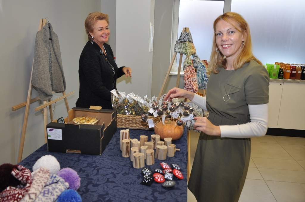 FOTO: ''Kurzemē'' atklāj mājražotāju tirdziņu