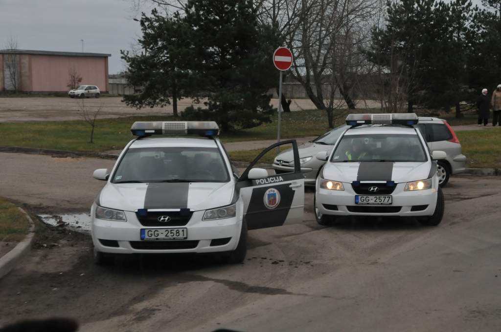 Notverti cilvēki, kuri Liepājā šaudījušies ar pneimatisko ieroci; Ir arī viens cietušais