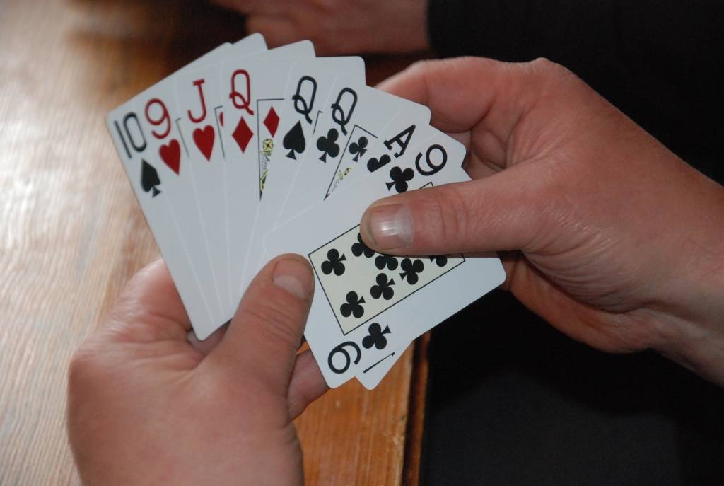 "Rucavas" zolmaņi uzvar Kurzemes kausa izcīņā komandām