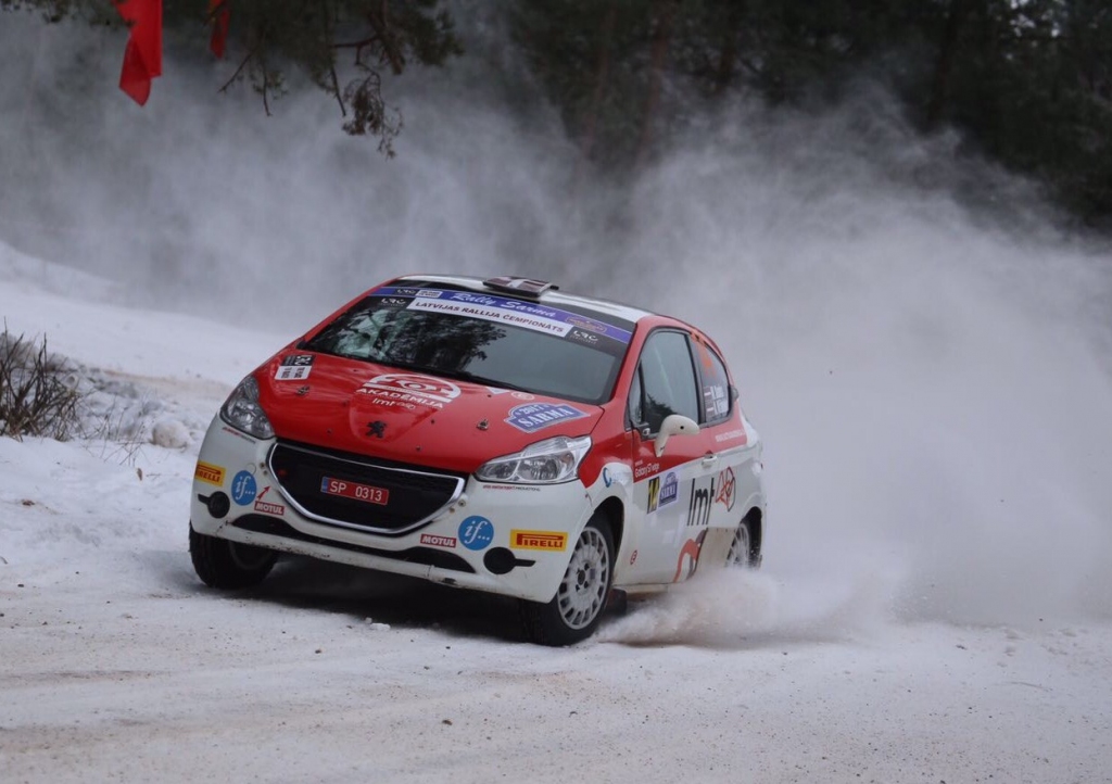 Mārtiņš Sesks ar jauno stūrmani startēs Eiropas rallija čempionātā