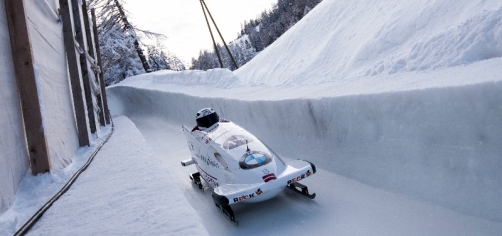 Ķibermanis/Miknis ar lieliskiem starta ieskrējieniem izcīna sesto vietu PK pirmspēdējā posmā bobsleja divniekiem