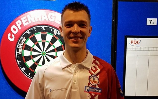 Madars Razma kvalificējas PDC Eiropas tūres posmam Vācijā