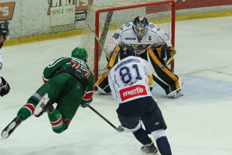 "Liepāja Optibet" savā laukumā piekāpjas "Kurbadam"