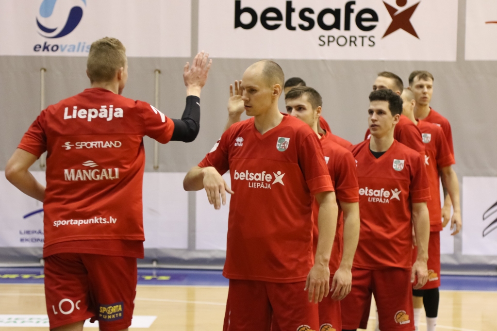 Ceturtās ceturtdaļas izrāviens neglābj "Jēkabpili" no zaudējuma "Betsafe"/"Liepāja"