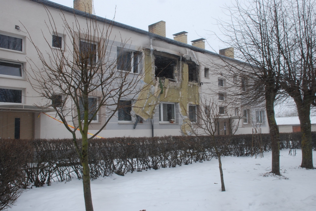 Nīcas māja, kur notika ugunsnelaime, ir neatgriezeniski bojāta