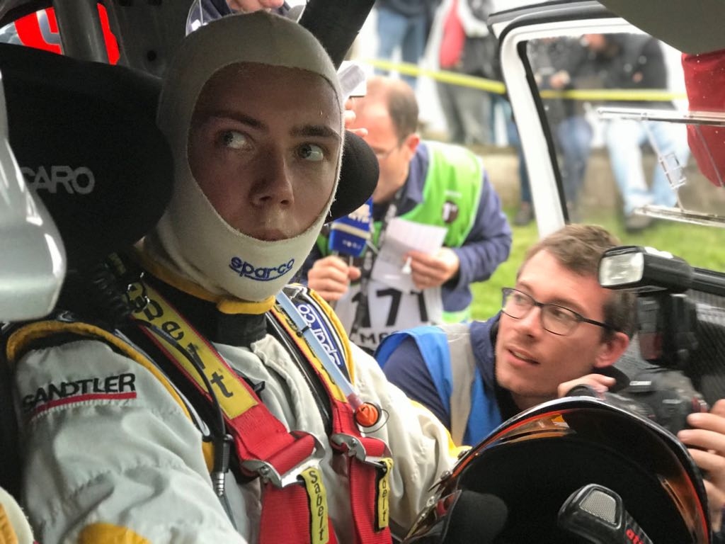 FOTO: Rallija braucējs Sesks izcīna trešo vietu Azoru rallija junioru ieskaitē