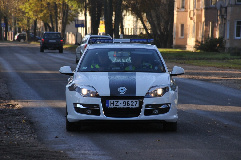 Brīvdienās noķerti vairāki apreibuši autovadītāji