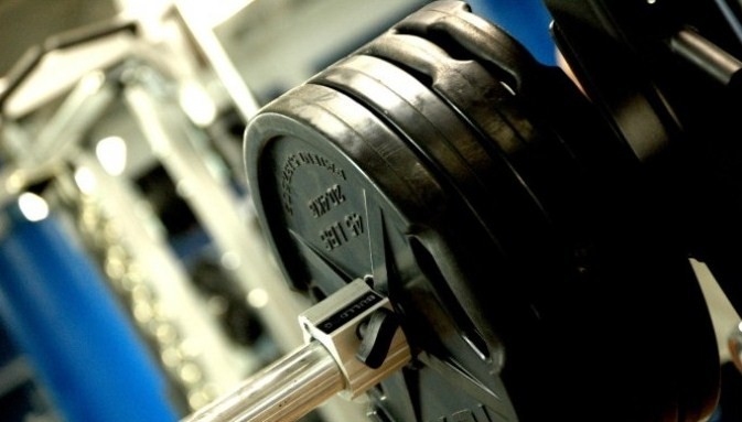 Tiešraide no Aizputes novada čempionāta svara stieņa spiešanā guļus