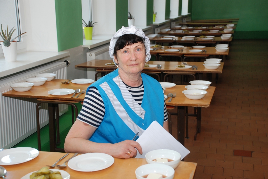 Lielu kūku izcept vieglāk