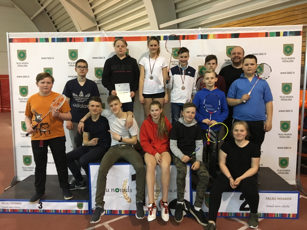 Viss medaļu komplekts Granovskim un trīs bronzas godalgas jauniešiem Latvijas kausā badmintonā