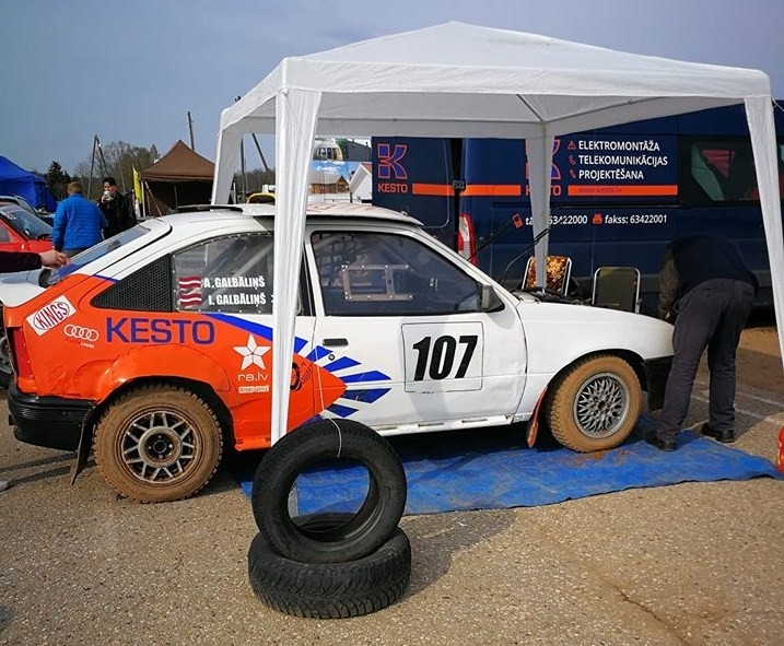 Aivars Galbāliņš izcīna sesto vietu autokrosa kausa izcīņas sestajā posmā