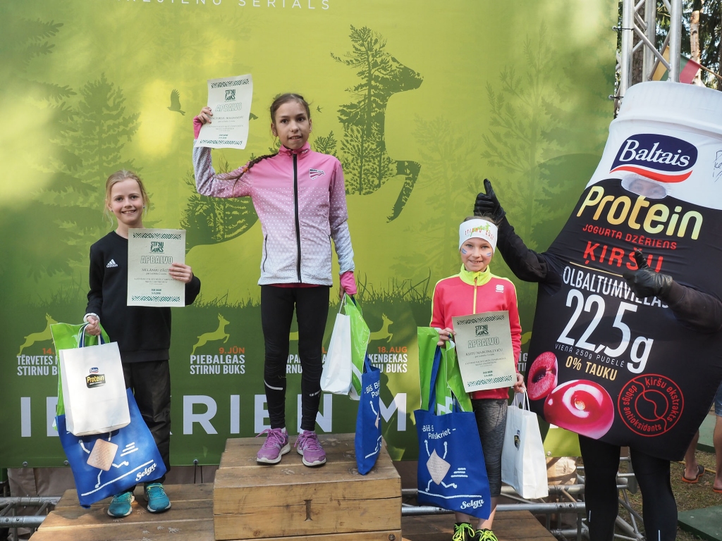 FOTO: Bogdanovu ģimene izcīna augstas vietas "Stirnu buka" posmā Ogrē