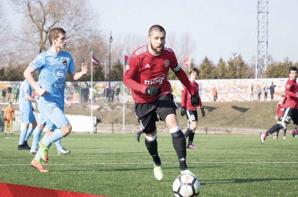 "Liepāja"/"Mogo" futbolisti apspēlē virslīgas pastarīti "Valmiera Glass"/ViA