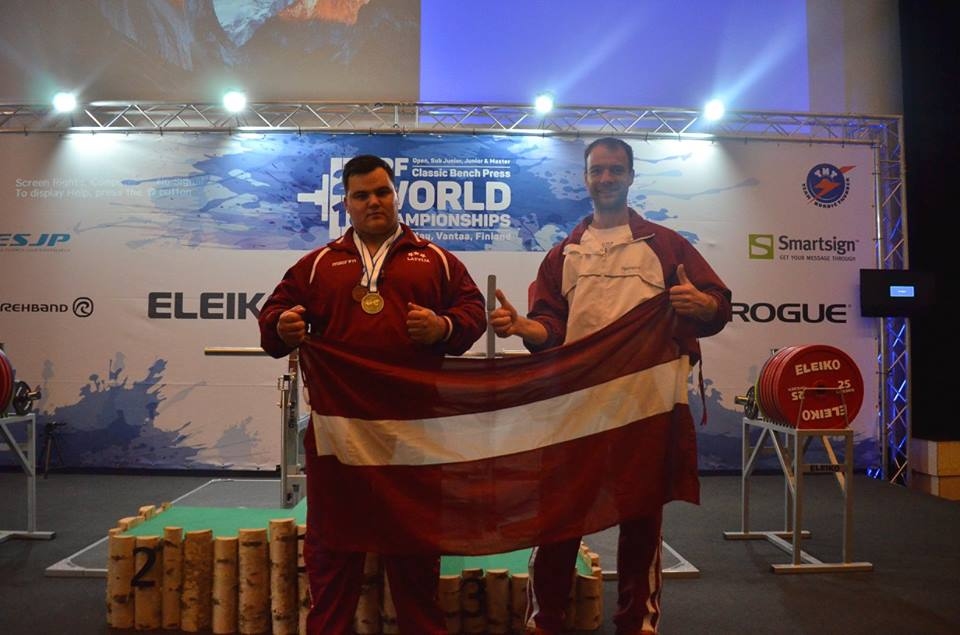 FOTO: Māris Juzups pasaules čempionātā izcīna bronzas medaļu