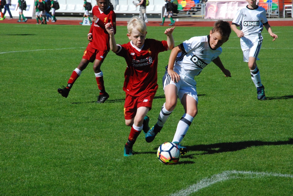 FOTO: FC "Köln" triumfē turnīrā "Spring Cup", liepājnieki - piektie